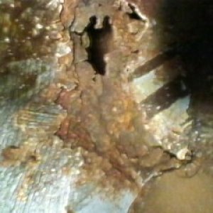 Fußraum links zum Träger