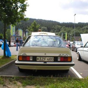 ein 400er mal von hinten