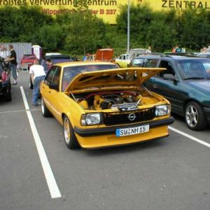 Ascona B Limousine