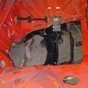 volvo 145 rot 1