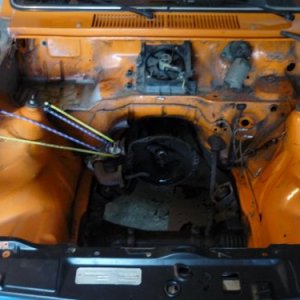 Der Motorraum gehört gemacht