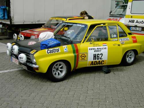 Ascona A