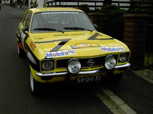 Ascona A